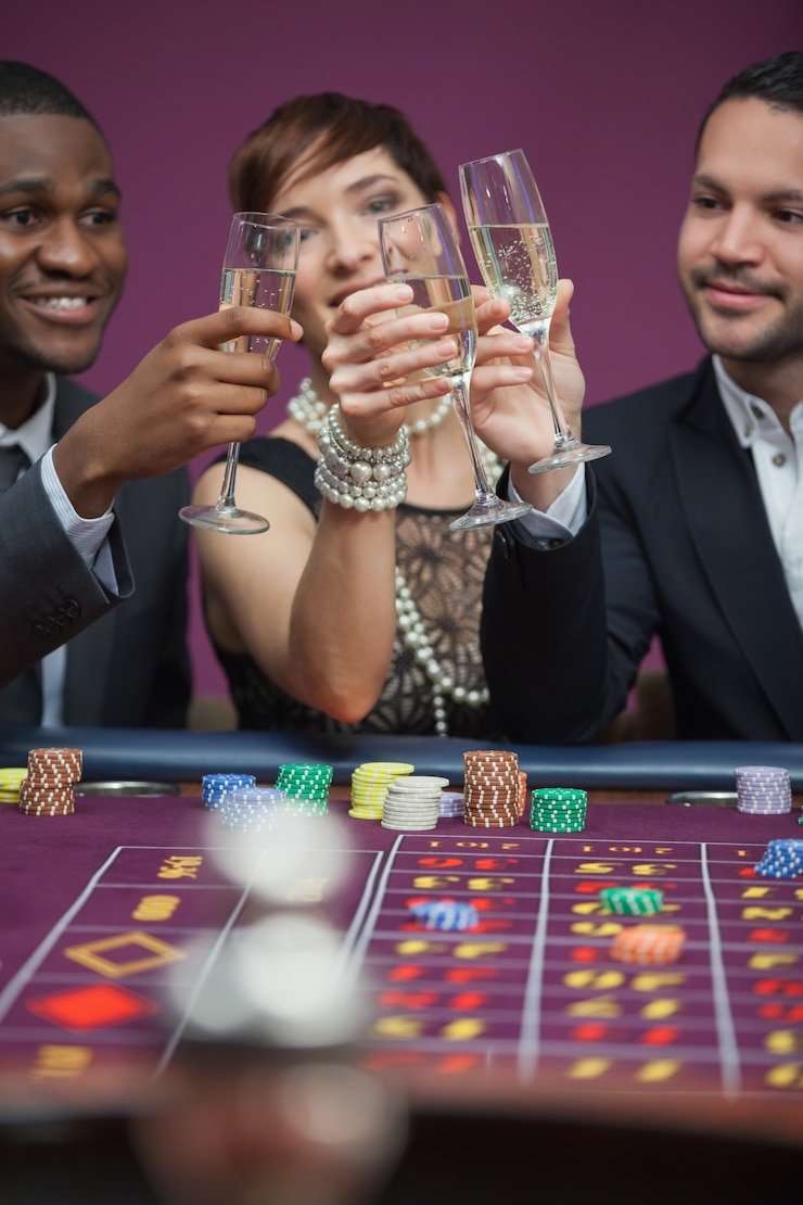 Dragon Tiger live dealer table at kawin 777 with card positions and payout displays